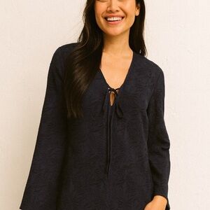 Michael Kors Women’s Navy Textured Tie-Front Blouse Top Size S NWT